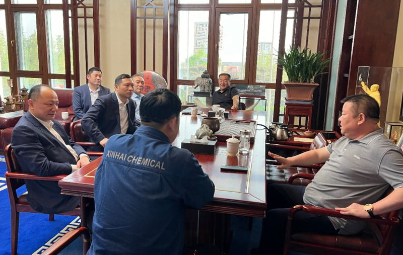 周鴻拜訪河北鑫?？毓杉瘓F(tuán)有限公司董事長(zhǎng)詹國(guó)海